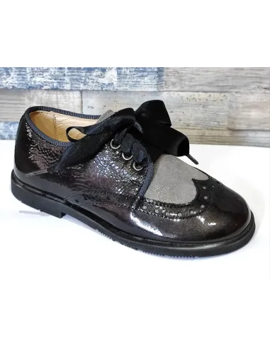 Charol bronx crispado latón