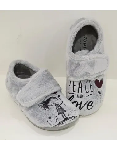Peace and love perla
